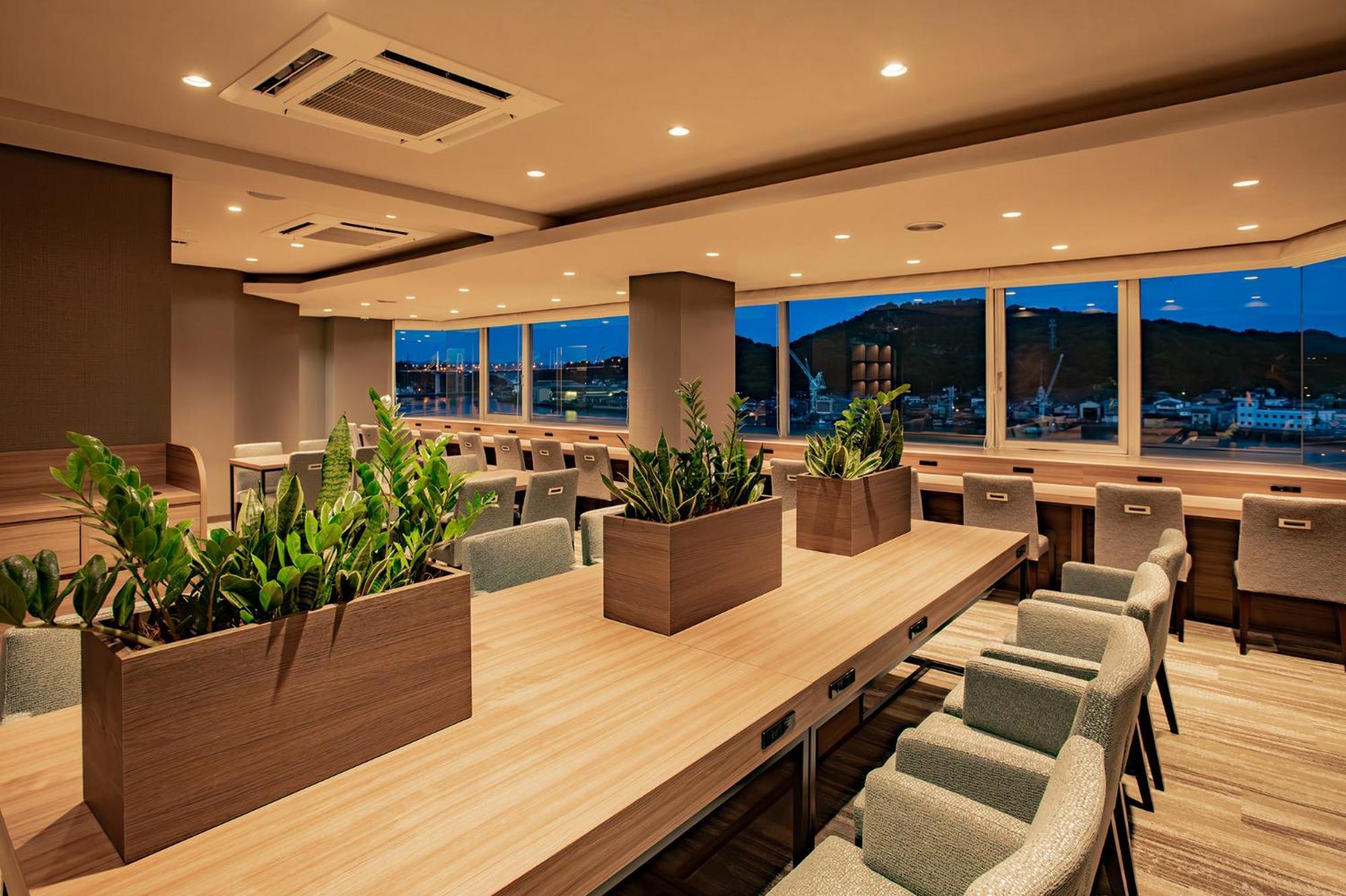 Onomichi Royal Hotel Bagian luar foto