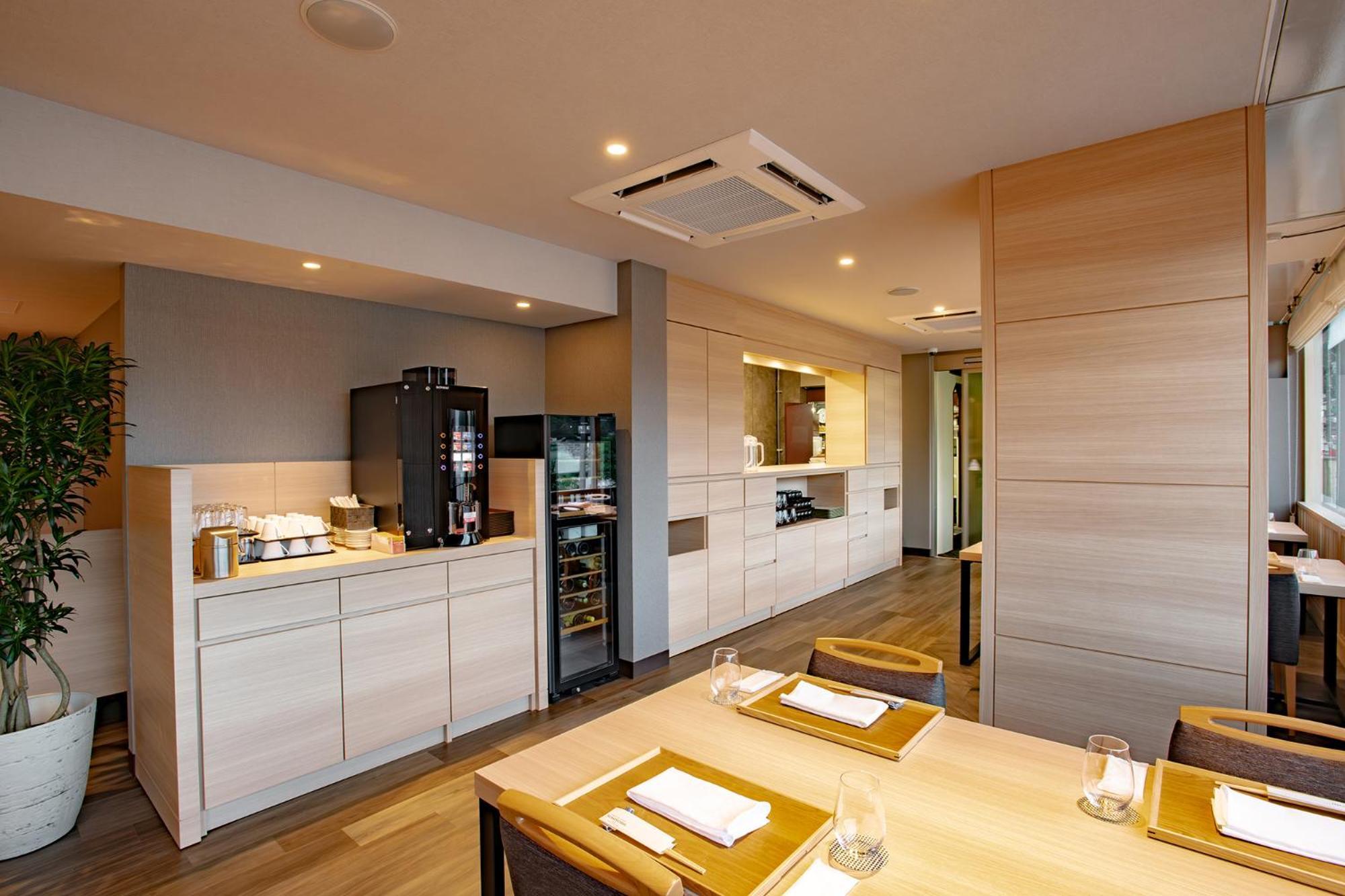 Onomichi Royal Hotel Bagian luar foto